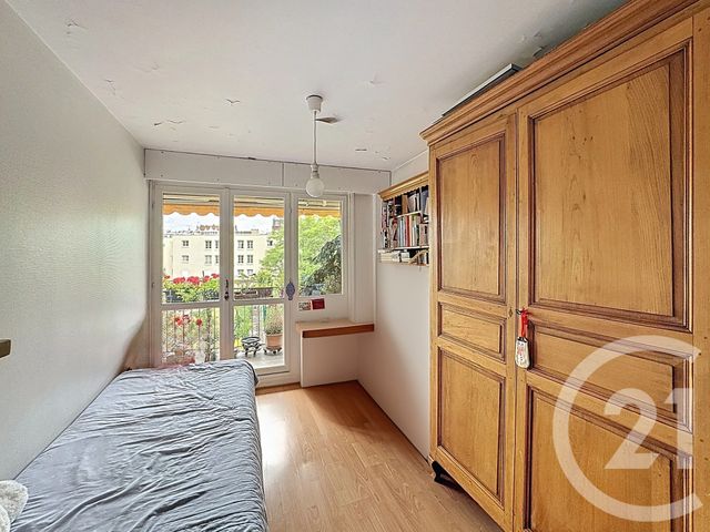Afficher la photo en grand Appartement F4 à vendre - 4 pièces - 81,19 m2 - St Denis - 93 - ILE-DE-FRANCE