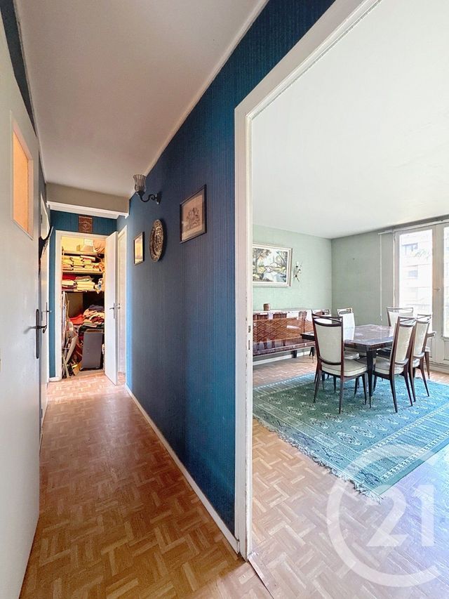 Afficher la photo en grand Appartement F4 à vendre - 4 pièces - 66,16 m2 - Pierrefitte Sur Seine - 93 - ILE-DE-FRANCE