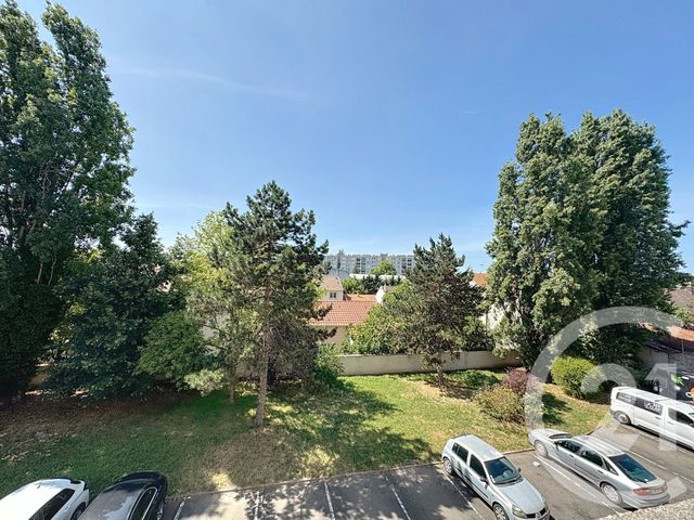 Afficher la photo en grand Appartement F4 à vendre - 4 pièces - 66,16 m2 - Pierrefitte Sur Seine - 93 - ILE-DE-FRANCE