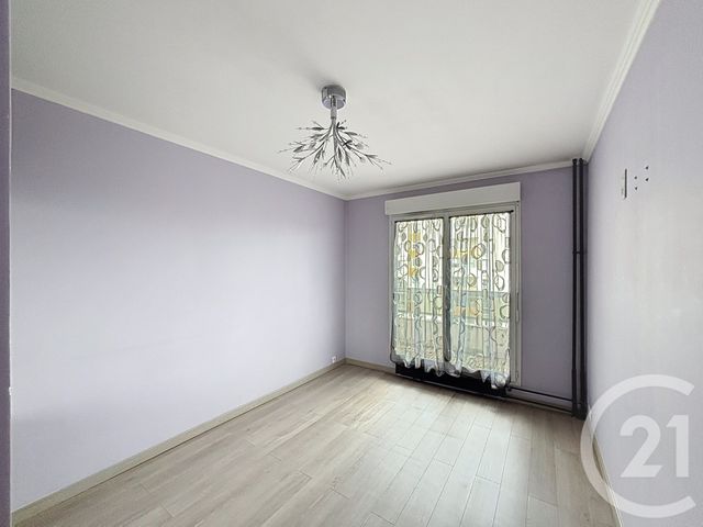 Afficher la photo en grand Appartement F2 à vendre - 2 pièces - 47,15 m2 - St Denis - 93 - ILE-DE-FRANCE