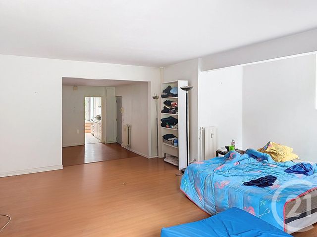 Afficher la photo en grand Appartement F2 à vendre - 2 pièces - 65,99 m2 - St Denis - 93 - ILE-DE-FRANCE