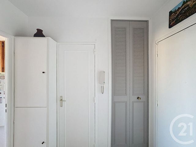 Afficher la photo en grand Appartement F2 à vendre - 2 pièces - 44,56 m2 - St Denis - 93 - ILE-DE-FRANCE