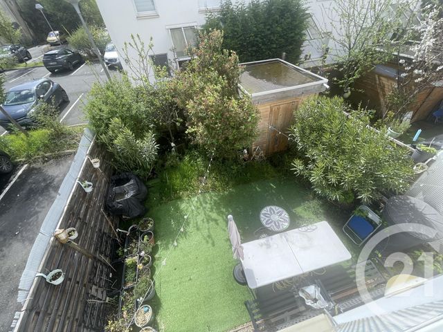 Afficher la photo en grand Appartement Duplex à vendre - 4 pièces - 81,50 m2 - St Denis - 93 - ILE-DE-FRANCE