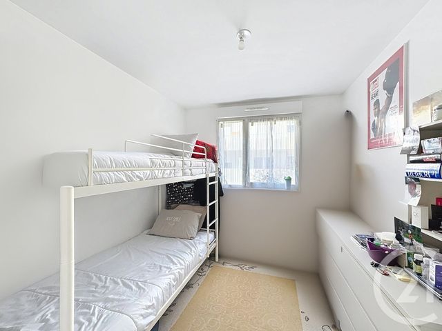 Afficher la photo en grand Appartement Duplex à vendre - 4 pièces - 81,50 m2 - St Denis - 93 - ILE-DE-FRANCE