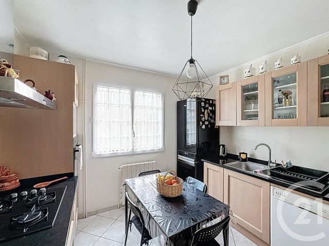 Afficher la photo en grand Maison à vendre - 5 pièces - 91,60 m2 - St Denis - 93 - ILE-DE-FRANCE
