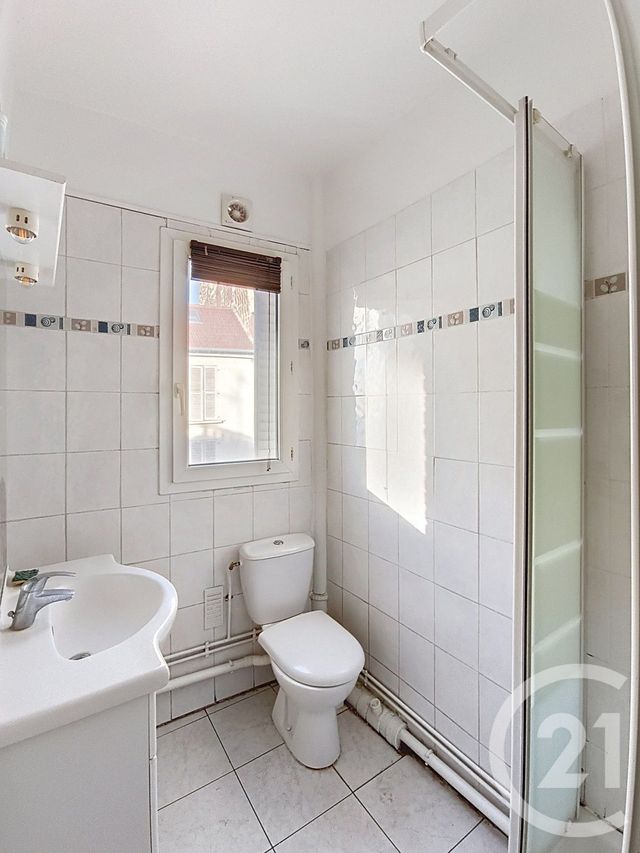 Appartement F4 &agrave; vendre - 4 pi&egrave;ces - 55,59 m2 - St Denis - 93 - ILE-DE-FRANCE