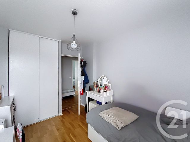 Appartement F4 &agrave; vendre - 4 pi&egrave;ces - 75,91 m2 - St Denis - 93 - ILE-DE-FRANCE