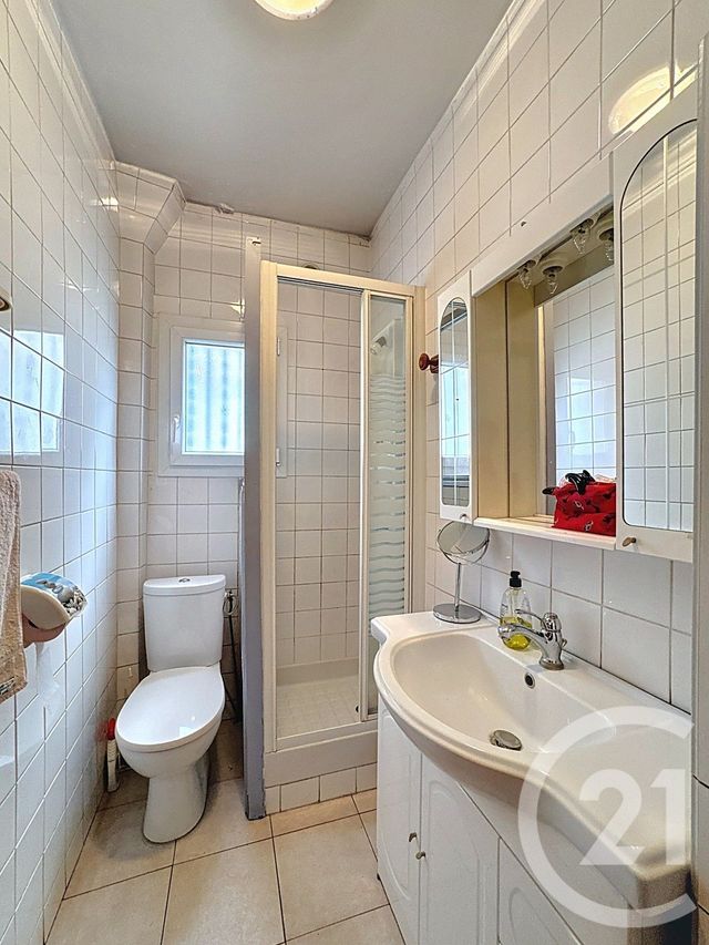 Afficher la photo en grand Maison à vendre - 6 pièces - 81 m2 - St Denis - 93 - ILE-DE-FRANCE