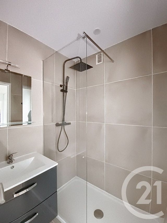 Appartement F2 à vendre - 2 pièces - 43,50 m2 - St Denis - 93 - ILE-DE-FRANCE