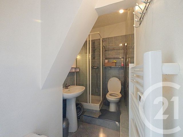 Afficher la photo en grand Appartement F2 à vendre - 2 pièces - 24,58 m2 - St Denis - 93 - ILE-DE-FRANCE