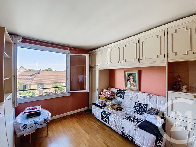 Afficher la photo en grand Appartement F3 à vendre - 3 pièces - 71,67 m2 - St Denis - 93 - ILE-DE-FRANCE
