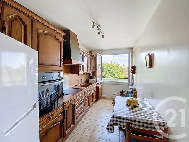 Afficher la photo en grand Appartement F3 à vendre - 3 pièces - 71,67 m2 - St Denis - 93 - ILE-DE-FRANCE