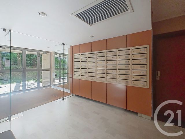 Afficher la photo en grand Appartement F1 à vendre - 1 pièce - 27,44 m2 - Paris - 75020 - ILE-DE-FRANCE