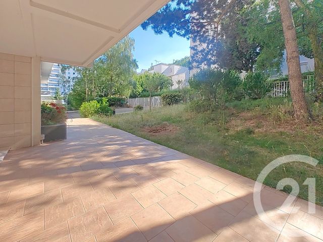 Afficher la photo en grand Appartement F1 à vendre - 1 pièce - 27,44 m2 - Paris - 75020 - ILE-DE-FRANCE