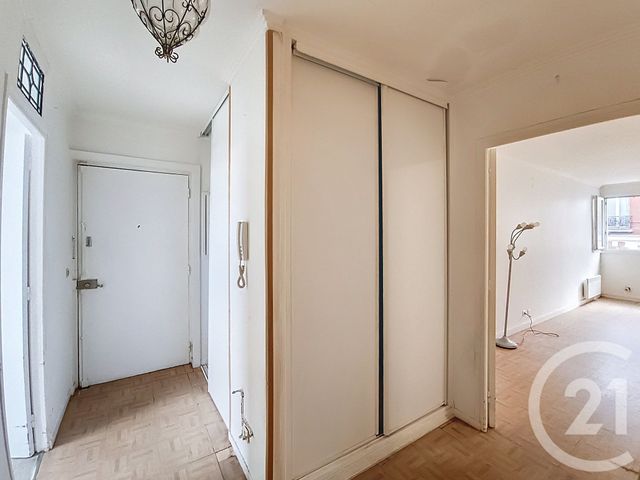 Appartement F2 bis à vendre - 2 pièces - 60,42 m2 - St Denis - 93 - ILE-DE-FRANCE