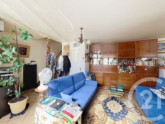 Afficher la photo en grand Maison à vendre - 4 pièces - 94 m2 - St Denis - 93 - ILE-DE-FRANCE