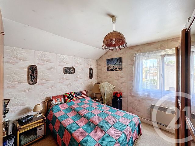 Afficher la photo en grand Maison à vendre - 4 pièces - 94 m2 - St Denis - 93 - ILE-DE-FRANCE
