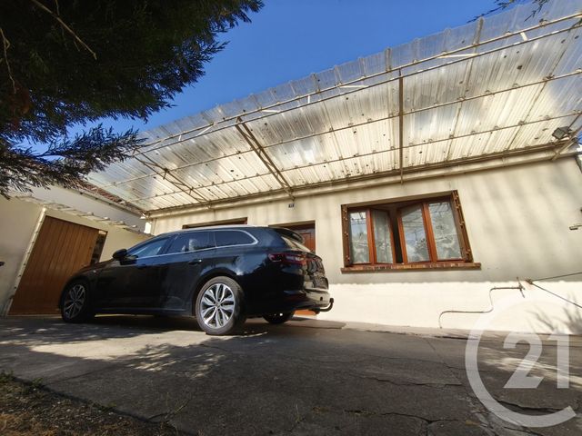 Afficher la photo en grand Maison à vendre - 4 pièces - 94 m2 - St Denis - 93 - ILE-DE-FRANCE