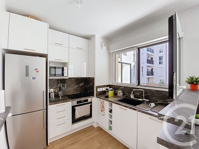 Afficher la photo en grand Appartement F3 à vendre - 3 pièces - 63,88 m2 - St Denis - 93 - ILE-DE-FRANCE