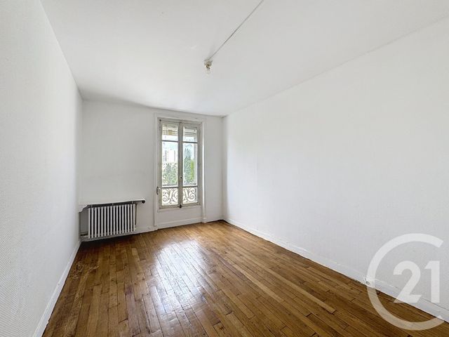 Afficher la photo en grand Appartement F3 à vendre - 3 pièces - 65 m2 - St Denis - 93 - ILE-DE-FRANCE