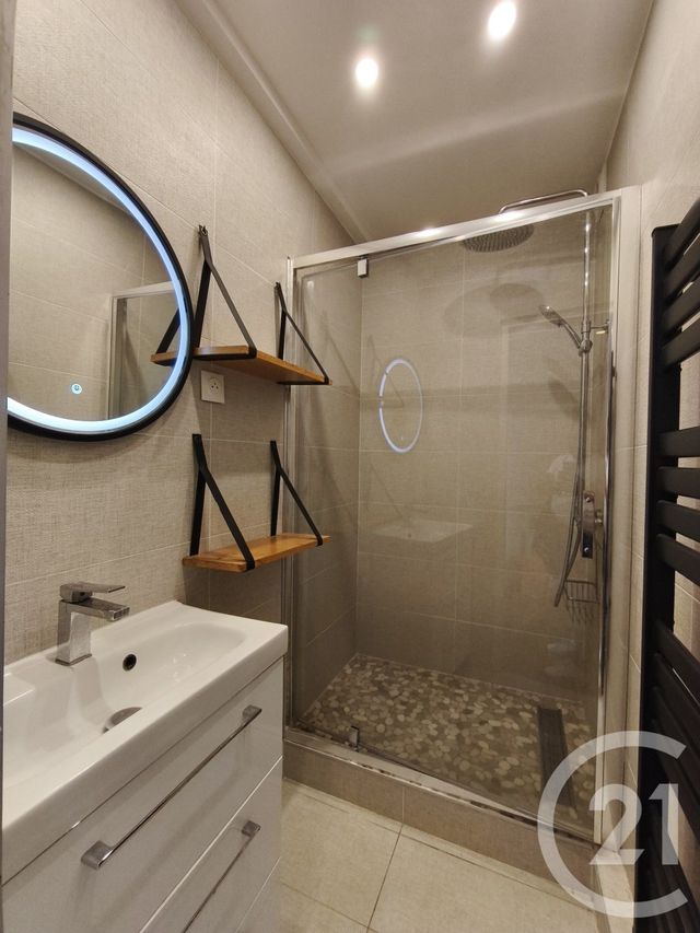 Appartement F2 &agrave; louer - 2 pi&egrave;ces - 56,10 m2 - St Denis - 93 - ILE-DE-FRANCE