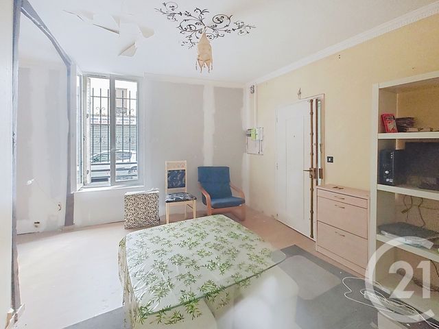 Appartement F1 à vendre - 1 pièce - 31 m2 - St Denis - 93 - ILE-DE-FRANCE