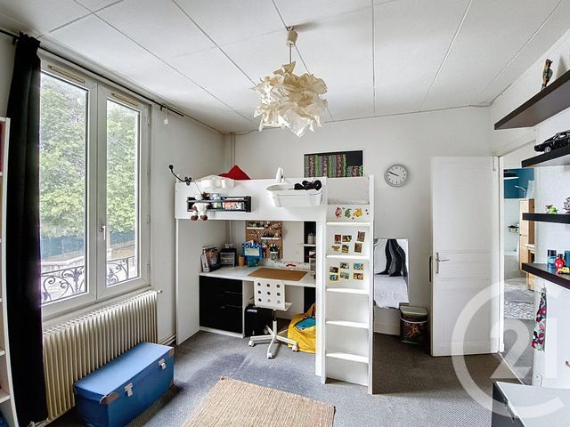 Afficher la photo en grand Maison à vendre - 4 pièces - 93,82 m2 - St Denis - 93 - ILE-DE-FRANCE