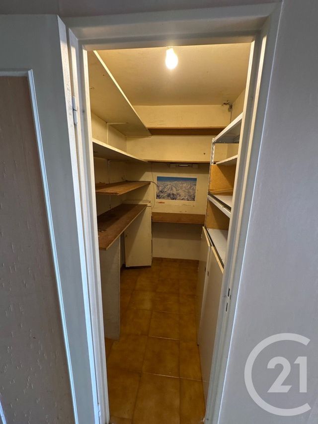 Afficher la photo en grand Appartement F5 à vendre - 5 pièces - 96,78 m2 - St Denis - 93 - ILE-DE-FRANCE