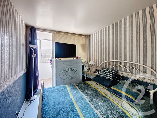 Afficher la photo en grand Appartement F3 à vendre - 3 pièces - 69,26 m2 - St Denis - 93 - ILE-DE-FRANCE