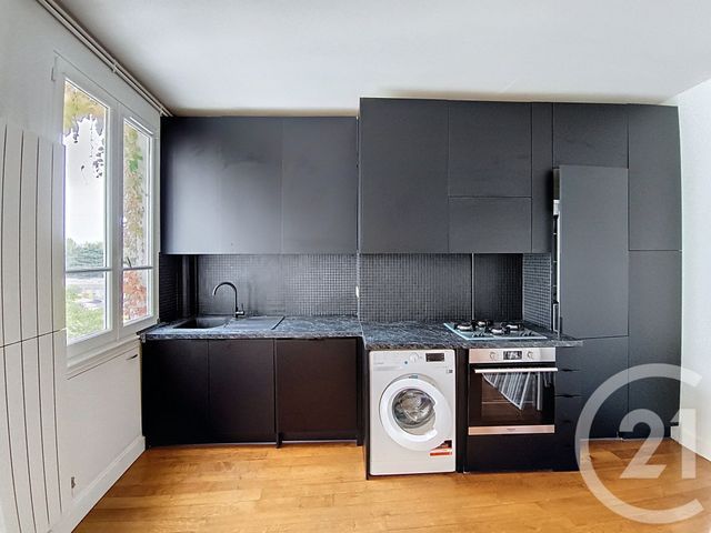 Afficher la photo en grand Appartement F3 à vendre - 3 pièces - 58,20 m2 - St Denis - 93 - ILE-DE-FRANCE