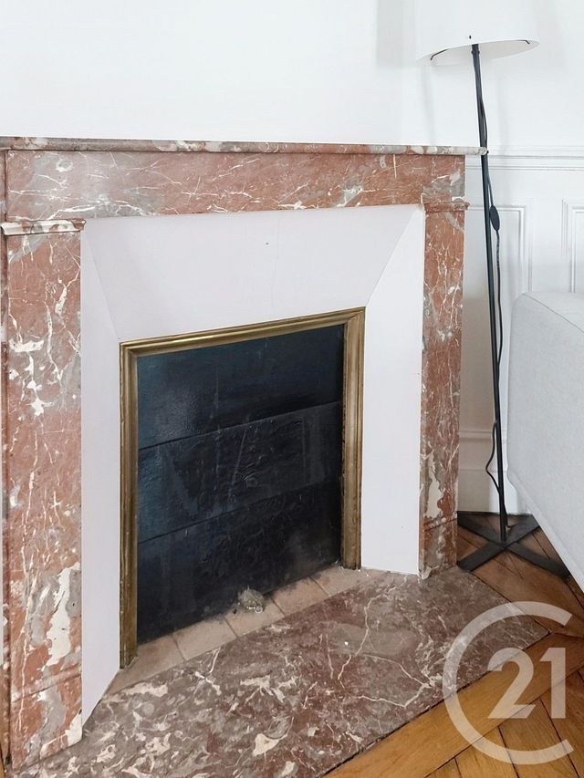 Afficher la photo en grand Appartement F3 à vendre - 3 pièces - 58,20 m2 - St Denis - 93 - ILE-DE-FRANCE