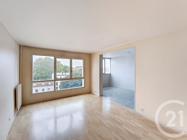 Afficher la photo en grand Appartement F2 à vendre - 2 pièces - 52,38 m2 - St Denis - 93 - ILE-DE-FRANCE
