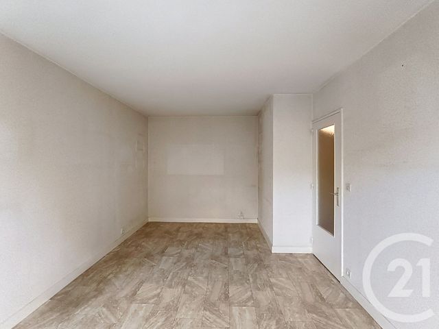 Appartement F1 à vendre - 1 pièce - 31,85 m2 - St Denis - 93 - ILE-DE-FRANCE