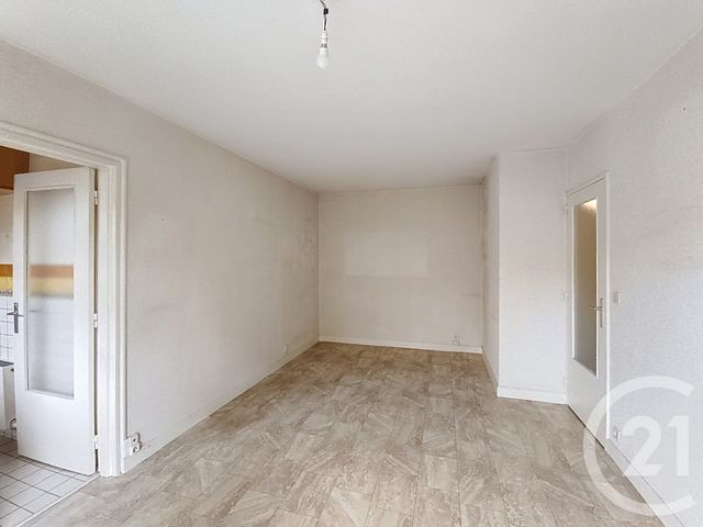 Appartement F1 à vendre - 1 pièce - 31,85 m2 - St Denis - 93 - ILE-DE-FRANCE