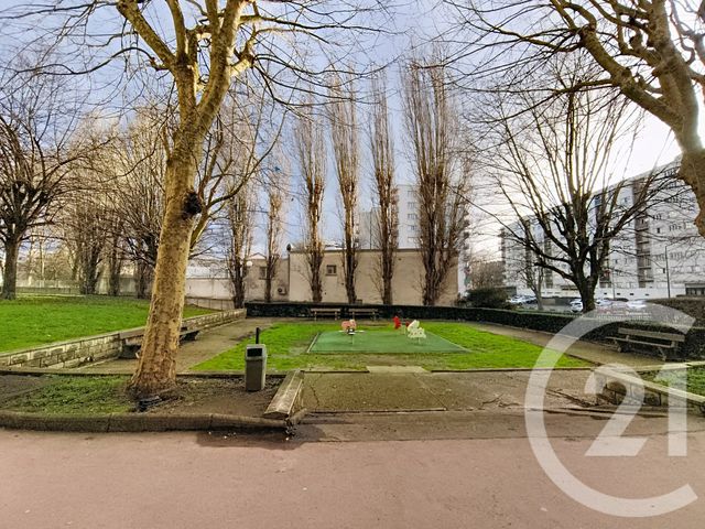 Appartement F3 &agrave; vendre - 3 pi&egrave;ces - 64,79 m2 - St Denis - 93 - ILE-DE-FRANCE