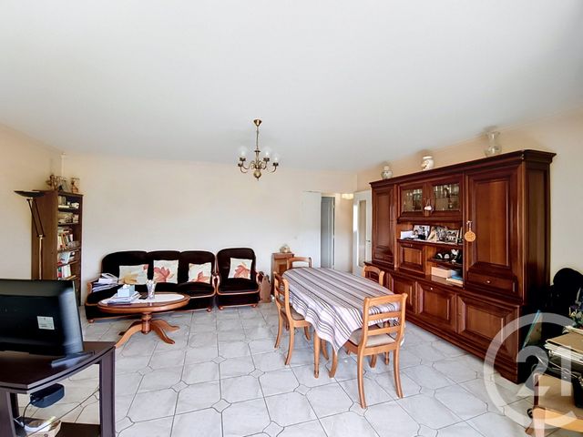 Appartement F5 &agrave; vendre - 4 pi&egrave;ces - 100,50 m2 - St Denis - 93 - ILE-DE-FRANCE