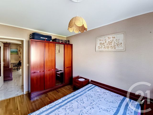 Appartement F5 &agrave; vendre - 4 pi&egrave;ces - 100,50 m2 - St Denis - 93 - ILE-DE-FRANCE