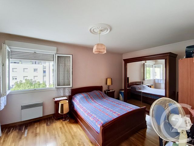 Appartement F5 &agrave; vendre - 4 pi&egrave;ces - 100,50 m2 - St Denis - 93 - ILE-DE-FRANCE