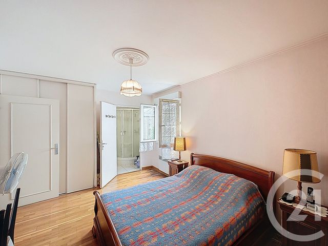 Appartement F5 &agrave; vendre - 4 pi&egrave;ces - 100,50 m2 - St Denis - 93 - ILE-DE-FRANCE