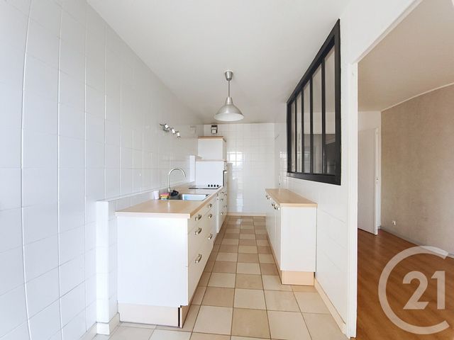 Appartement F3 &agrave; louer - 3 pi&egrave;ces - 68,39 m2 - St Denis - 93 - ILE-DE-FRANCE
