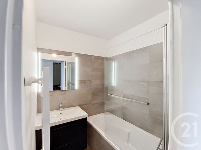 Appartement F5 &agrave; vendre - 5 pi&egrave;ces - 93,37 m2 - St Denis - 93 - ILE-DE-FRANCE