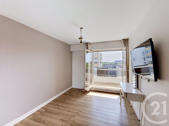 Appartement F4 &agrave; vendre - 4 pi&egrave;ces - 78,43 m2 - St Denis - 93 - ILE-DE-FRANCE