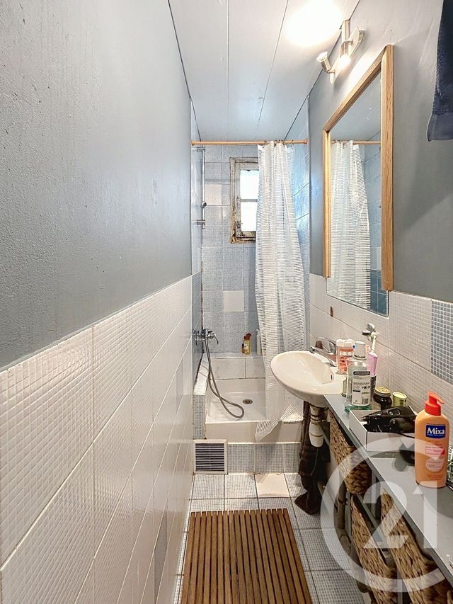 Appartement F2 &agrave; vendre - 2 pi&egrave;ces - 37,90 m2 - Paris - 75018 - ILE-DE-FRANCE