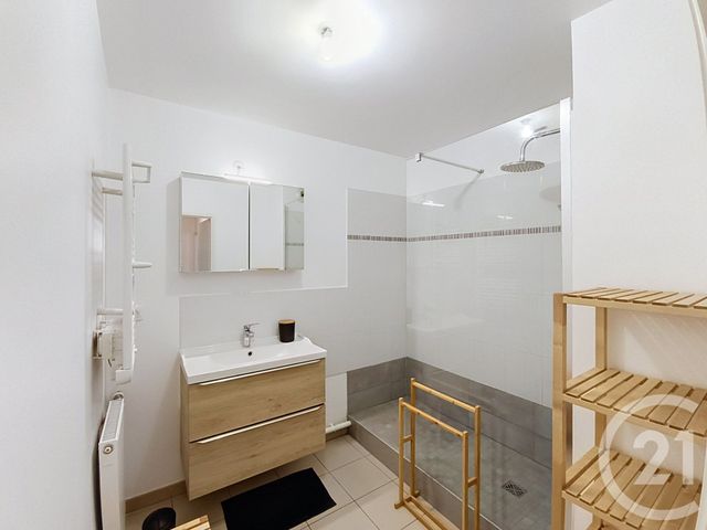Appartement F3 &agrave; vendre - 3 pi&egrave;ces - 65,98 m2 - St Denis - 93 - ILE-DE-FRANCE
