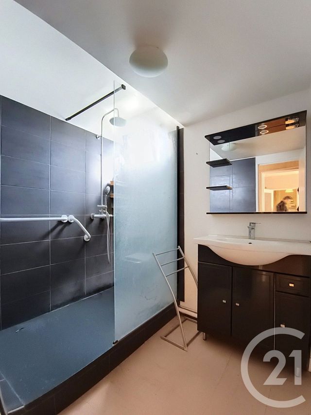 Appartement F2 &agrave; vendre - 2 pi&egrave;ces - 44,18 m2 - St Denis - 93 - ILE-DE-FRANCE